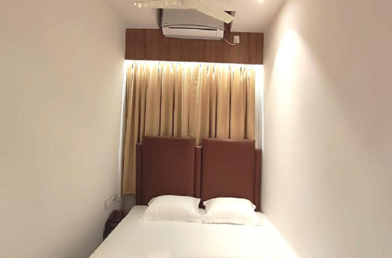 Staymaker Hotel Mohan Palace Baharampur Εξωτερικό φωτογραφία
