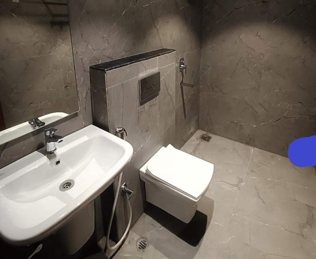 Staymaker Hotel Mohan Palace Baharampur Εξωτερικό φωτογραφία